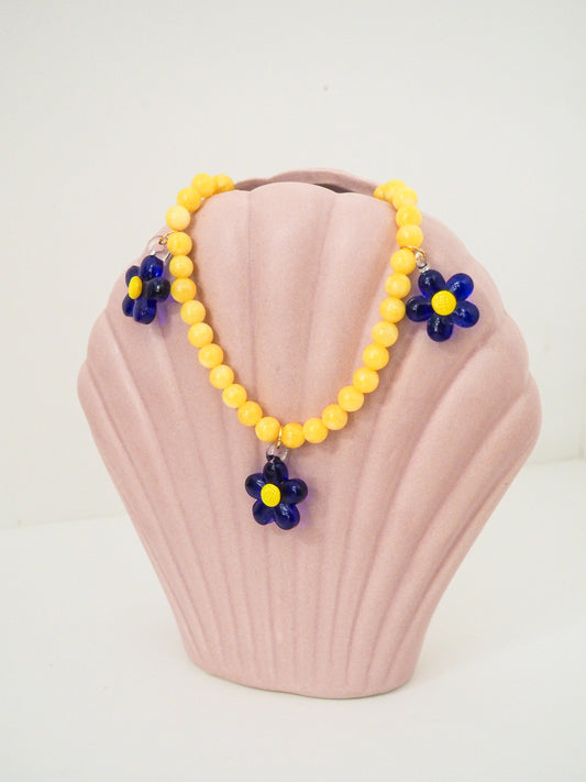 Collar Flowers