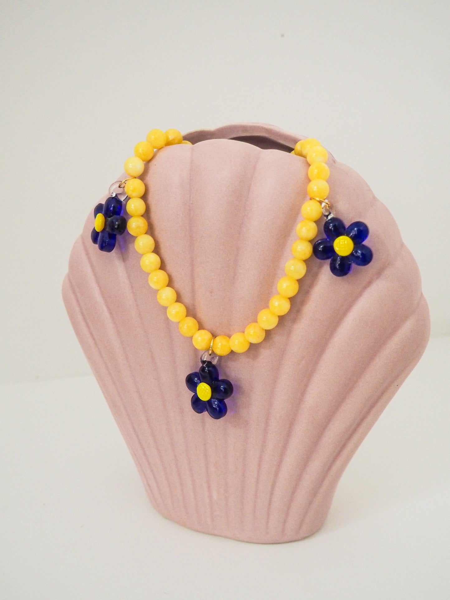 Collar Flowers