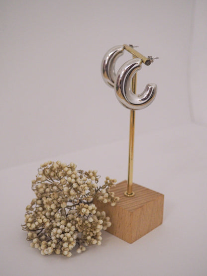 Basic Oval Hoops